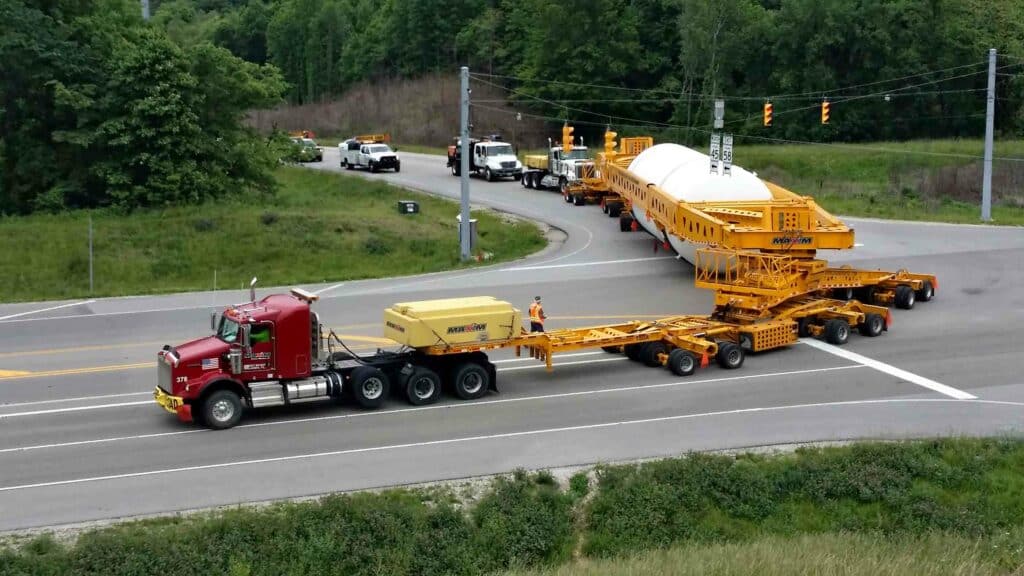 Maxim Crane Dual Lane Heavy Hauling Trailer makes 90 degree turn