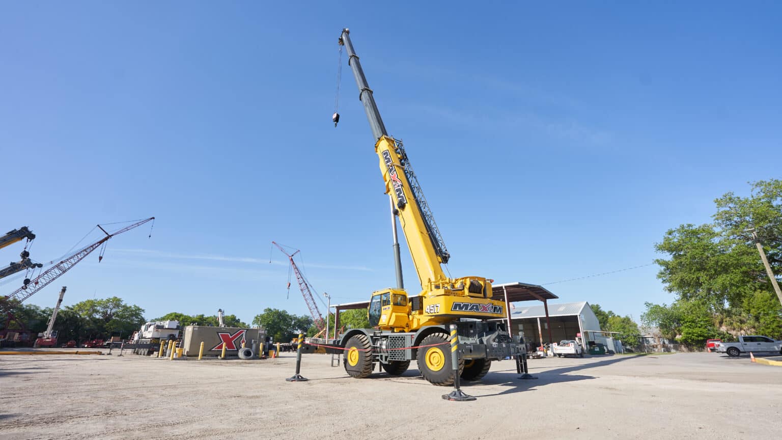 Crane Rental Maxim Crane Works